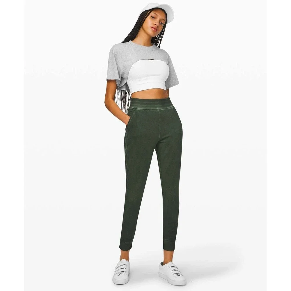 Lululemon All Yours Boyfriend Ultra Crop Heathered Core Light Grey Size 6